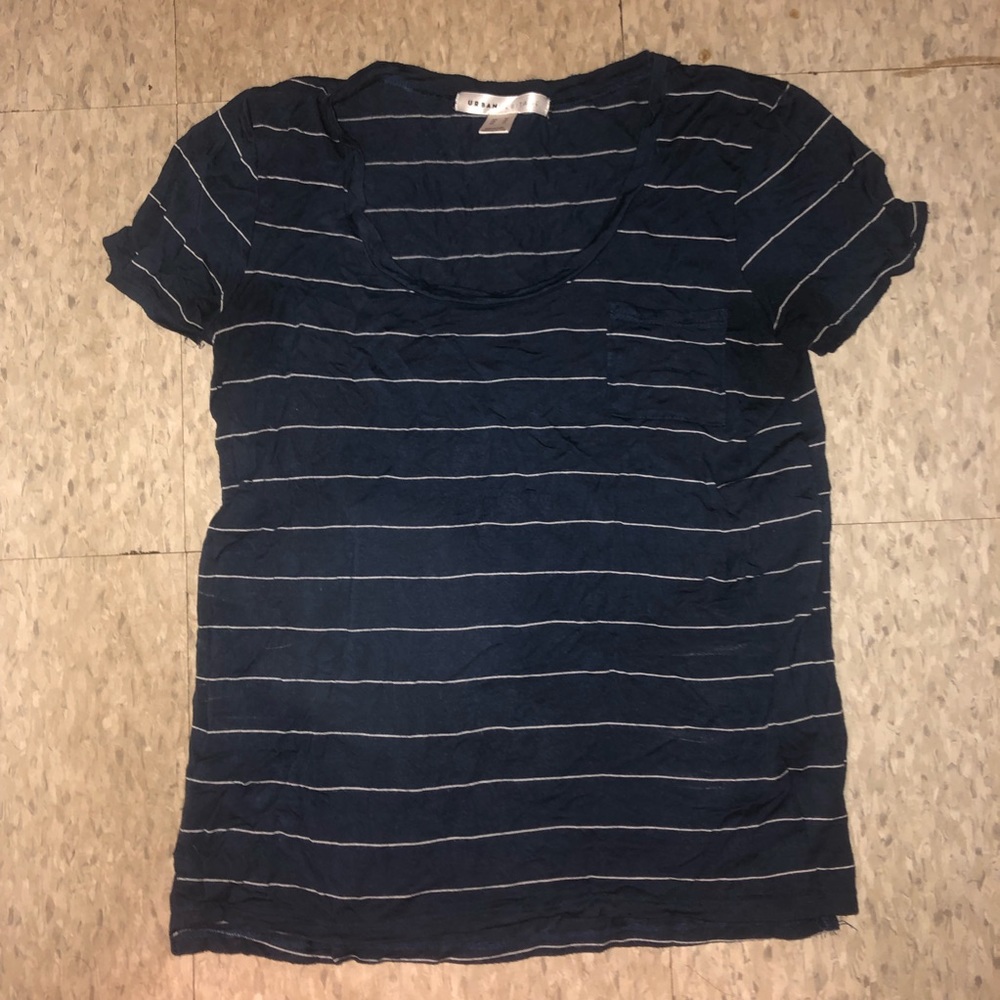striped pocket t-shirt